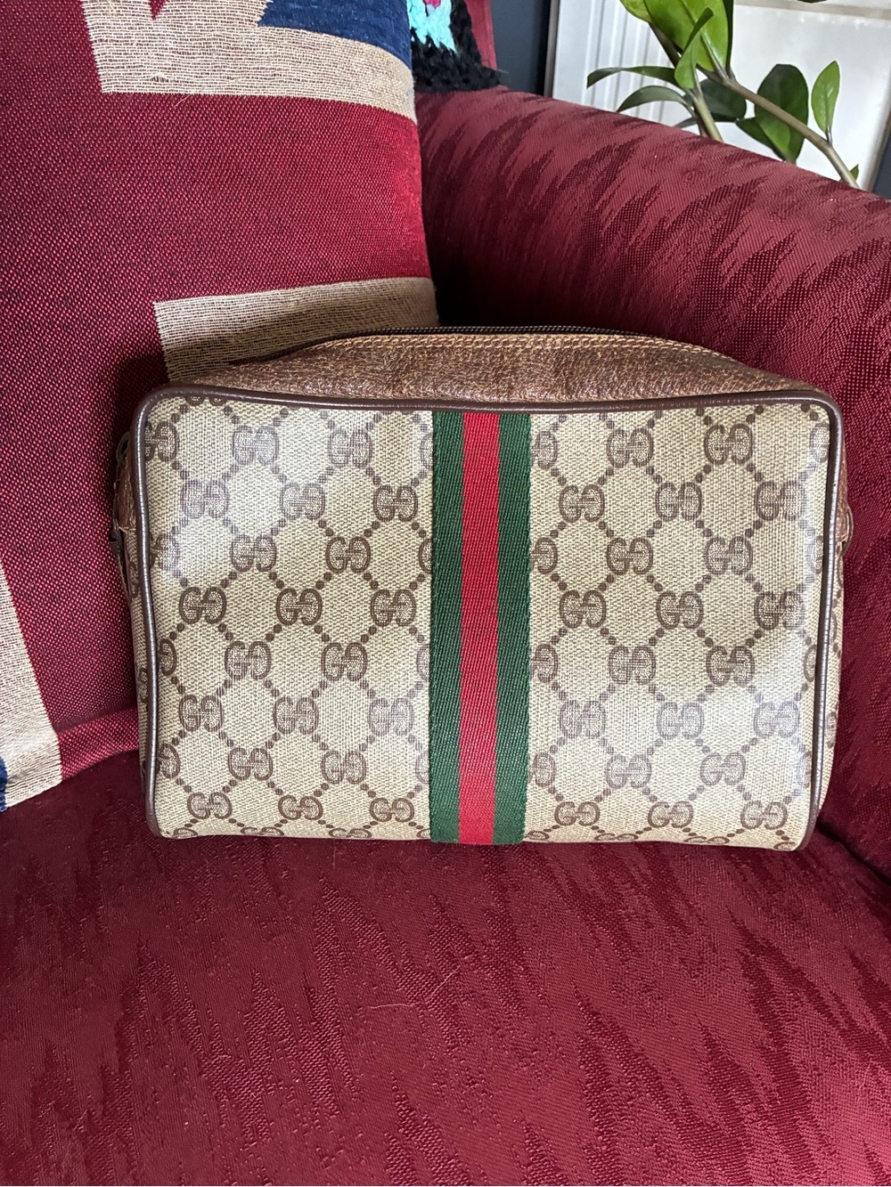 Gucci Brown GG Supreme with Sherry Line Clutch Purse
